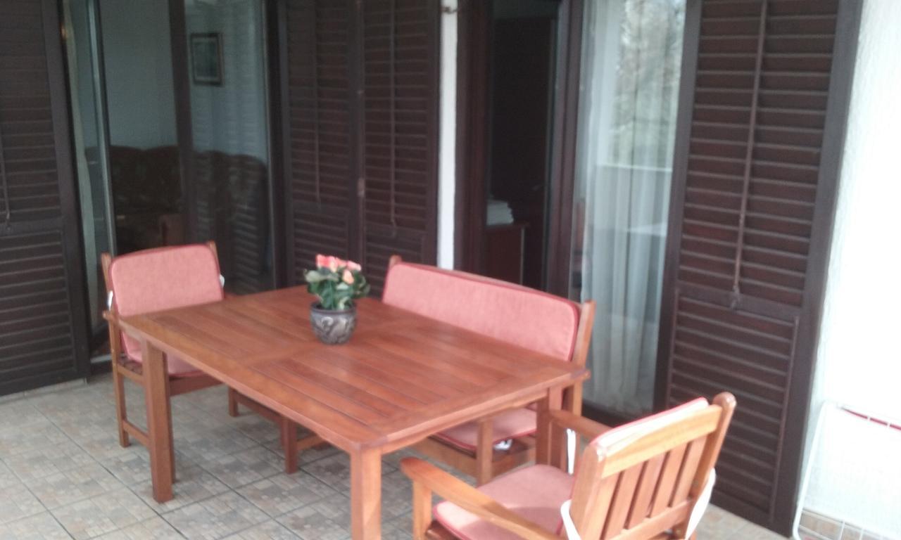 Filipo Apartments โปเรช ภายนอก รูปภาพ