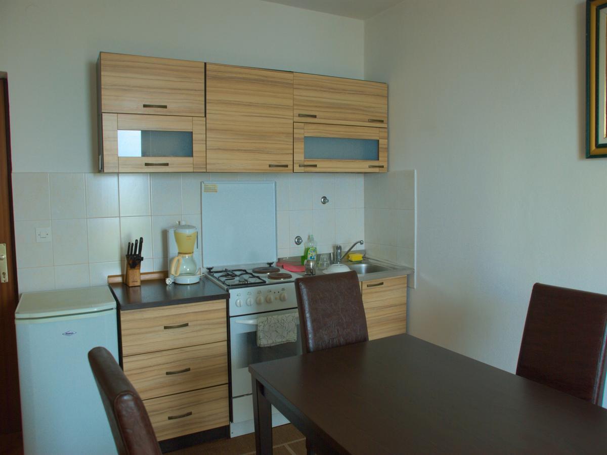 Filipo Apartments โปเรช ภายนอก รูปภาพ
