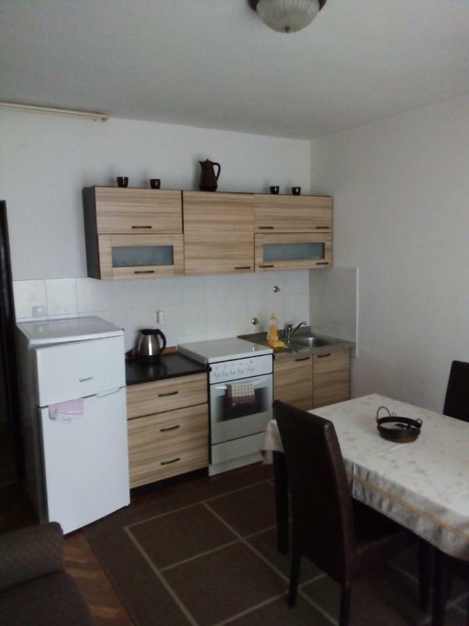 Filipo Apartments โปเรช ภายนอก รูปภาพ