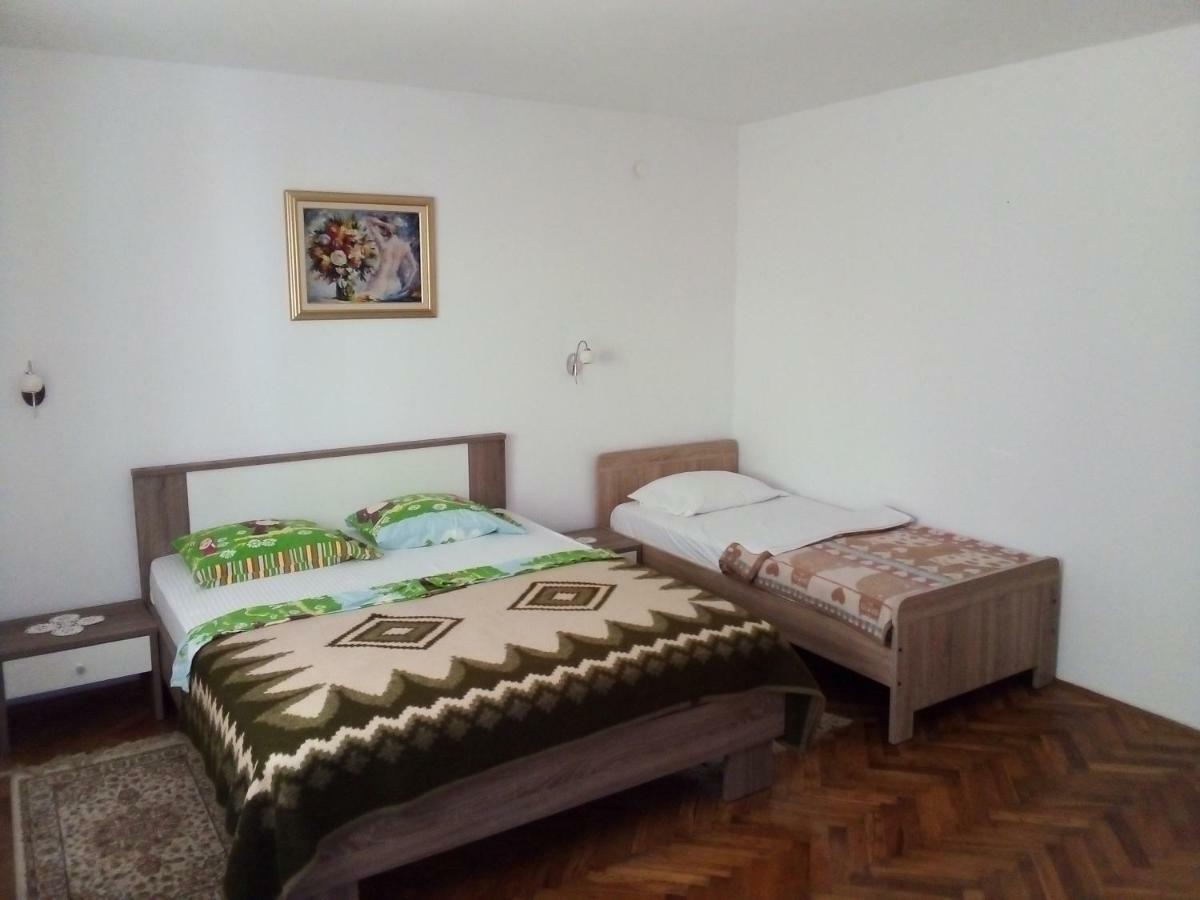 Filipo Apartments โปเรช ภายนอก รูปภาพ